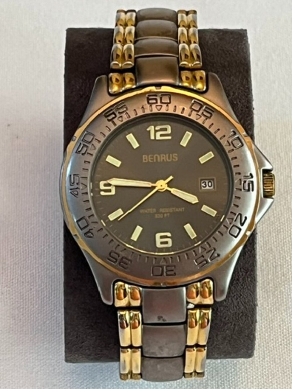 BENRUS | Gunmetal Gray and Gold-tone finish Men's Dive Dress watch-EUC